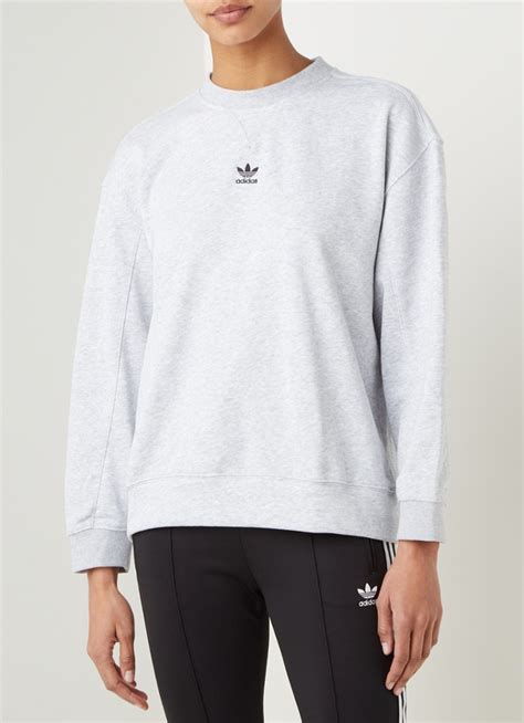 adidas sweater met logo bij nek|adidas Originals Sweatshirt .